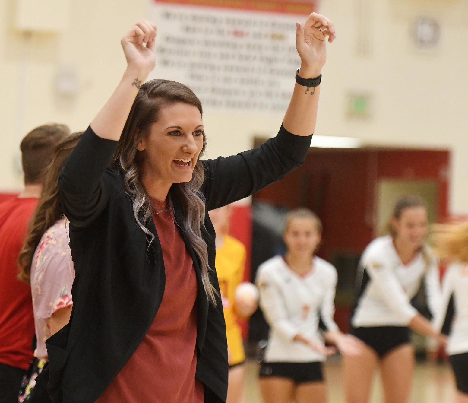 090419-s-volleyball 35.JPG